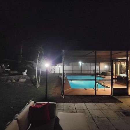 Home Away From Home With Heated Pool นิวพอร์ตริชชีย์ ภายนอก รูปภาพ